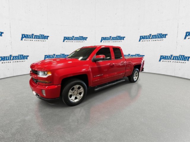 Used 2016 Red Chevrolet LT image 11