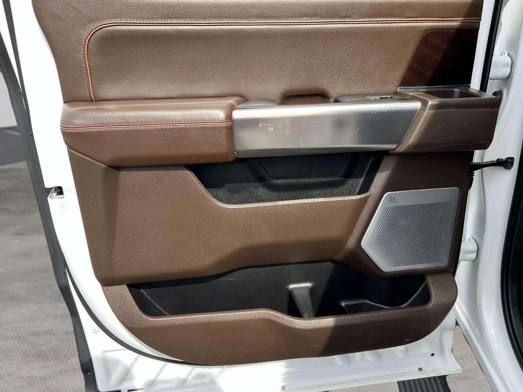 Used 2023 Oxford White Ford King Ranch image 22