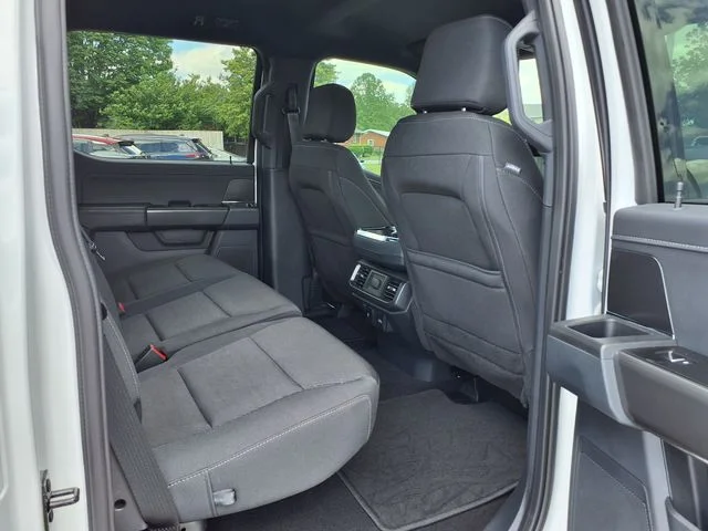 Used 2024 White Ford XLT image 19