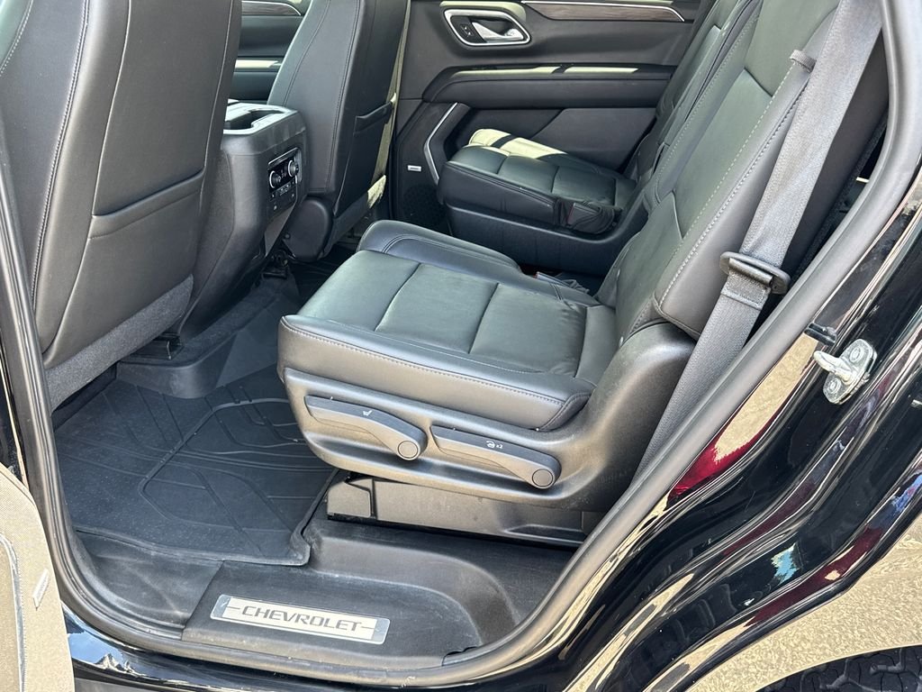 Used 2021 Black Chevrolet Z71 image 21