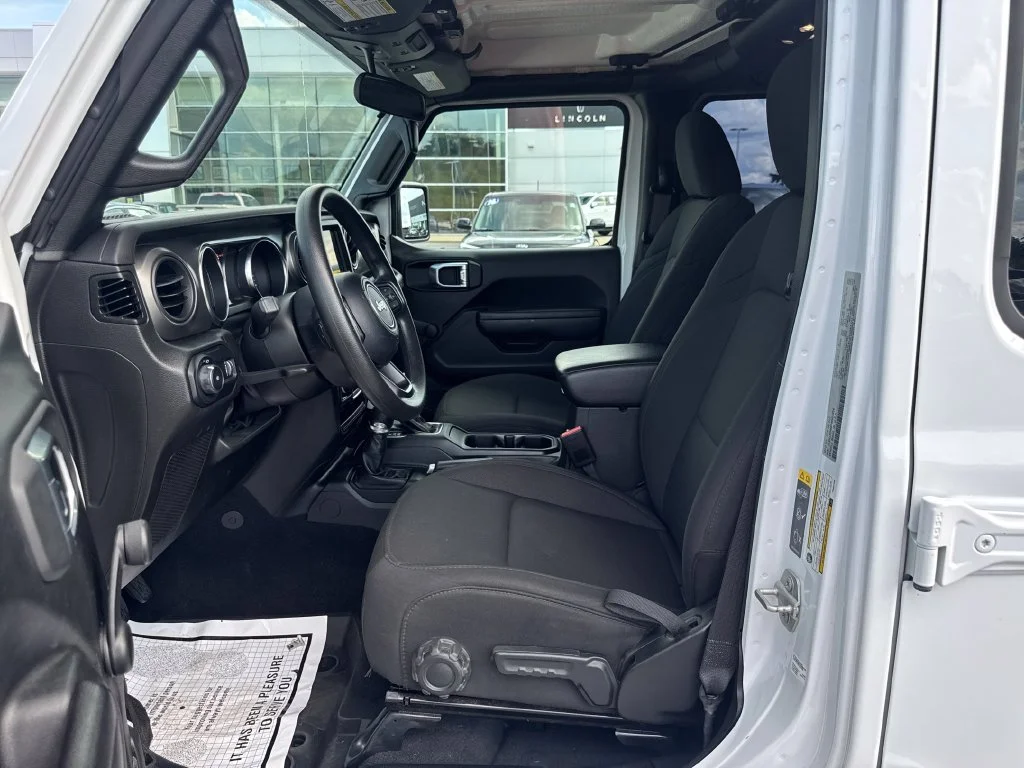 Used 2023 White Jeep Sport image 26