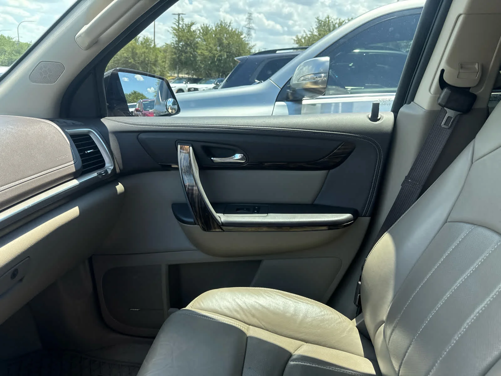 Used 2016 Ebony Twilight Metallic GMC Denali image 14