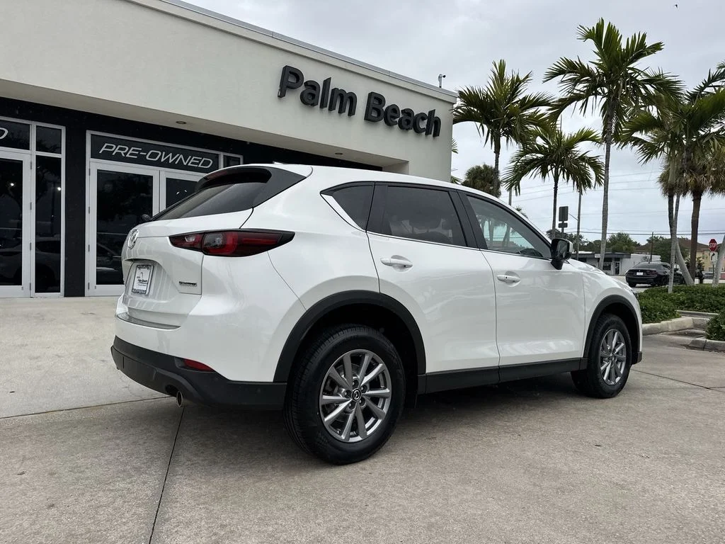 Certified Used 2023 White Metallic Mazda 2.5 S Preferred Package image 24