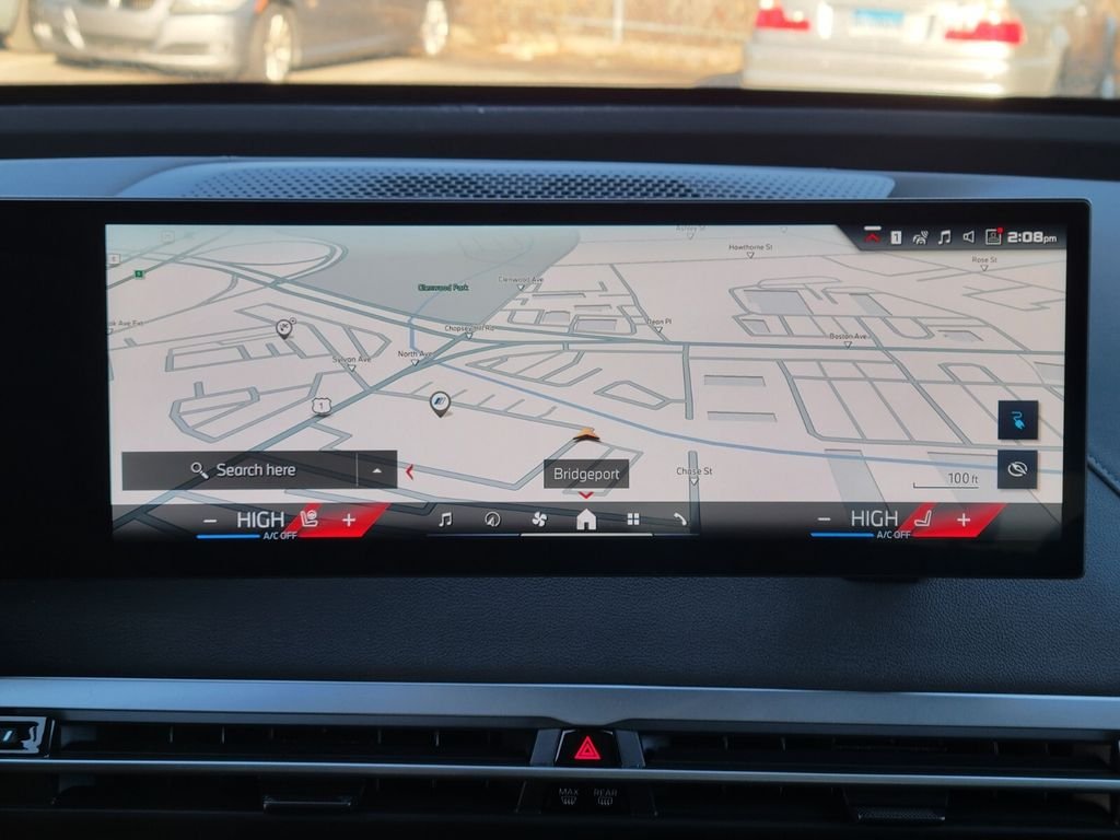 2025 BMW iX M60 - Photo 22