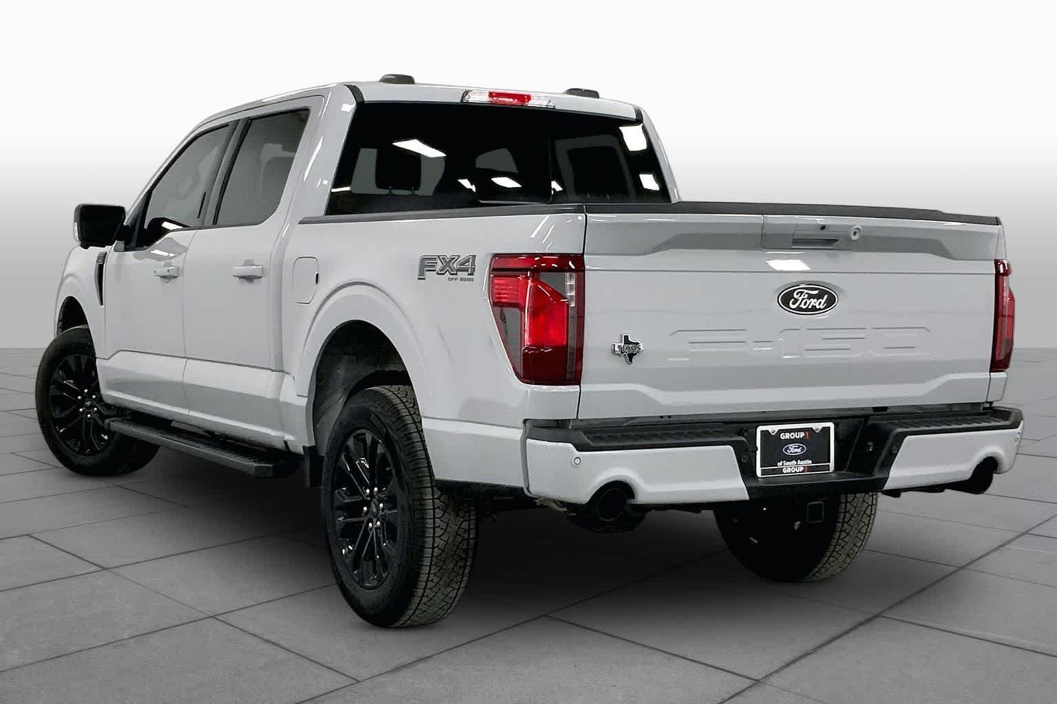 New 2026 Avalanche Ford XLT image 11