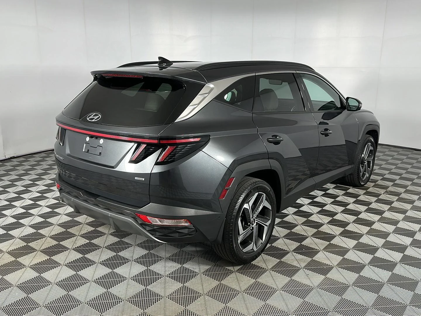 Used 2023 Portofino Gray Hyundai Limited image 14