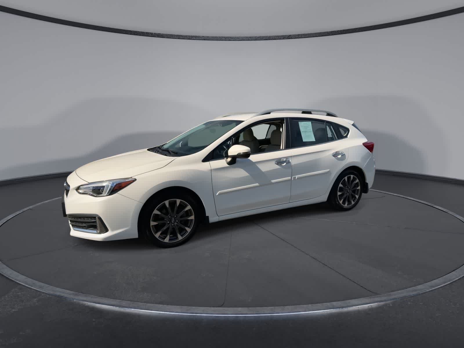 Used 2020 Crystal White Pearl Subaru Limited image 4