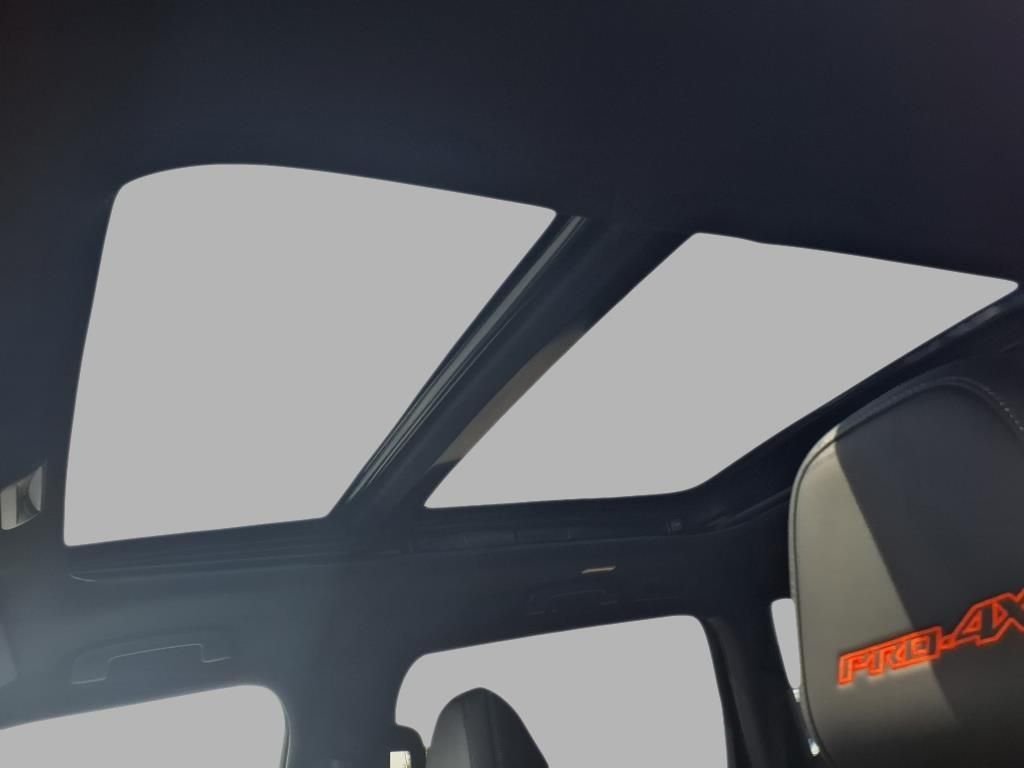 2025 Nissan Armada PRO-4X - Photo 22