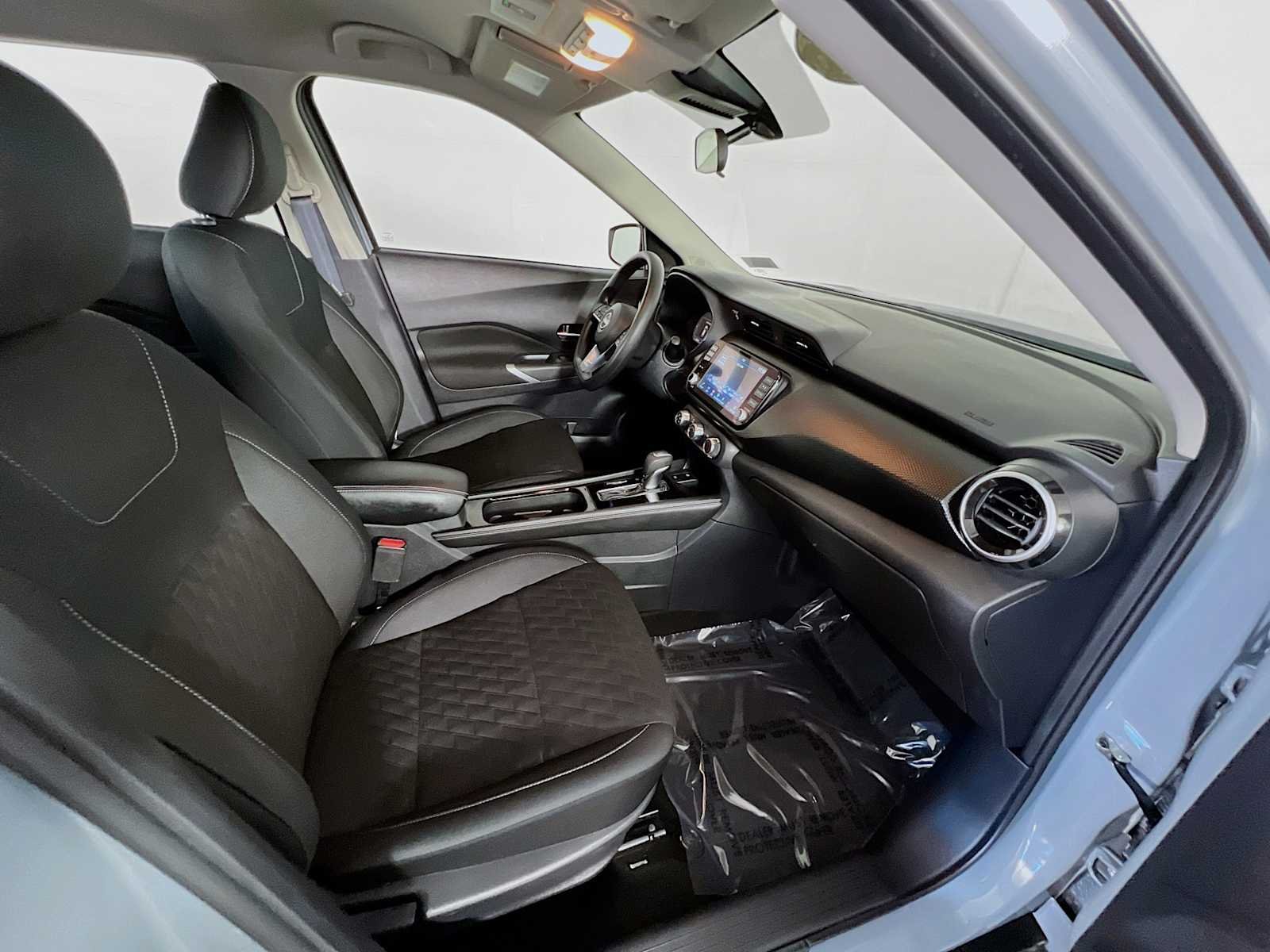 Used 2024 Gray/Super Black Nissan SV image 26