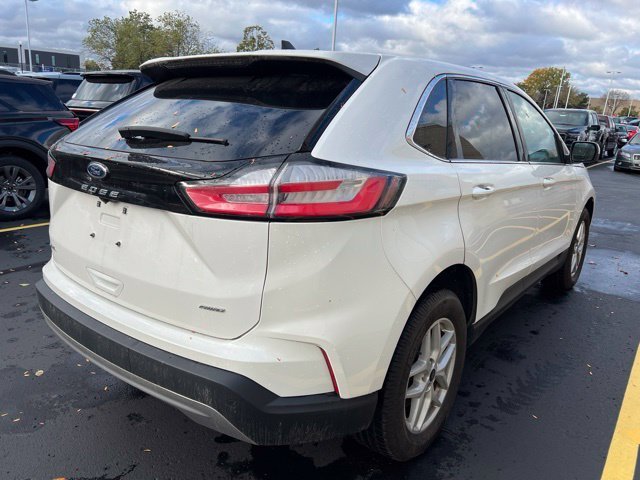 Used 2024 White Ford SEL image 2