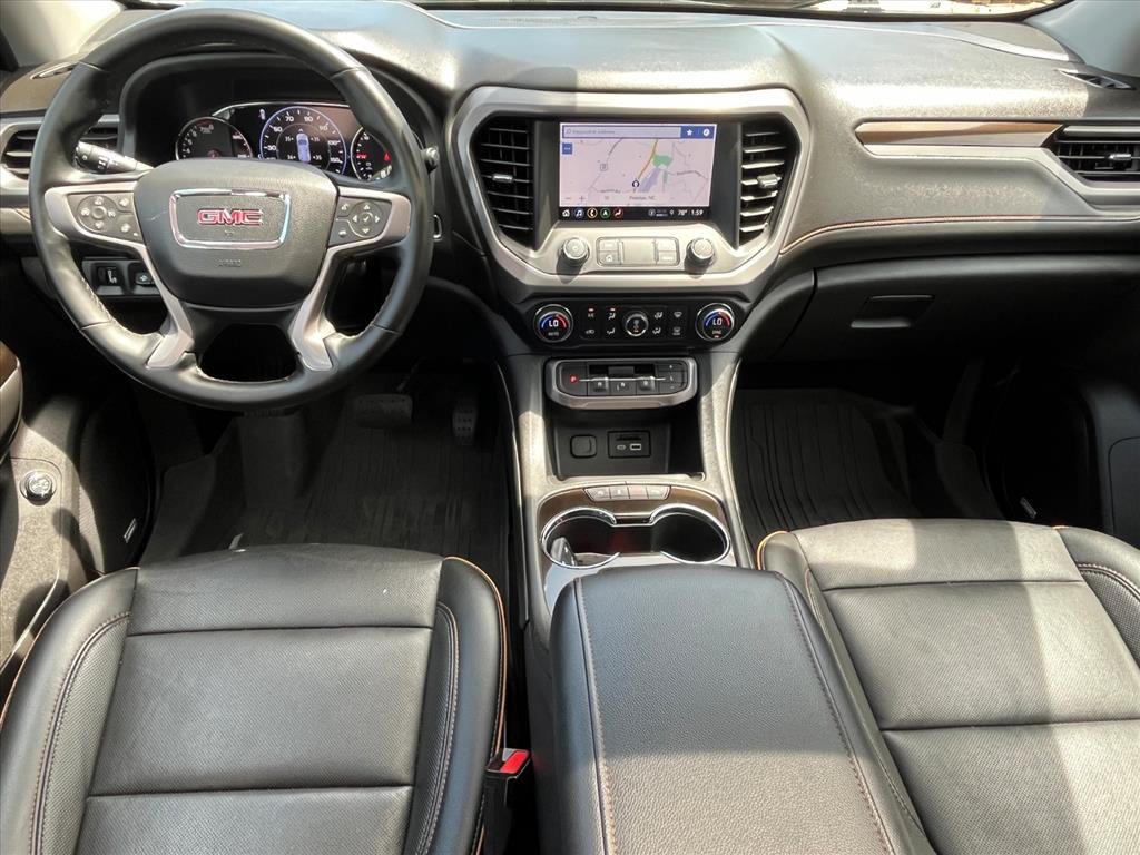 Used 2023 Sterling Metallic GMC AT4 image 7