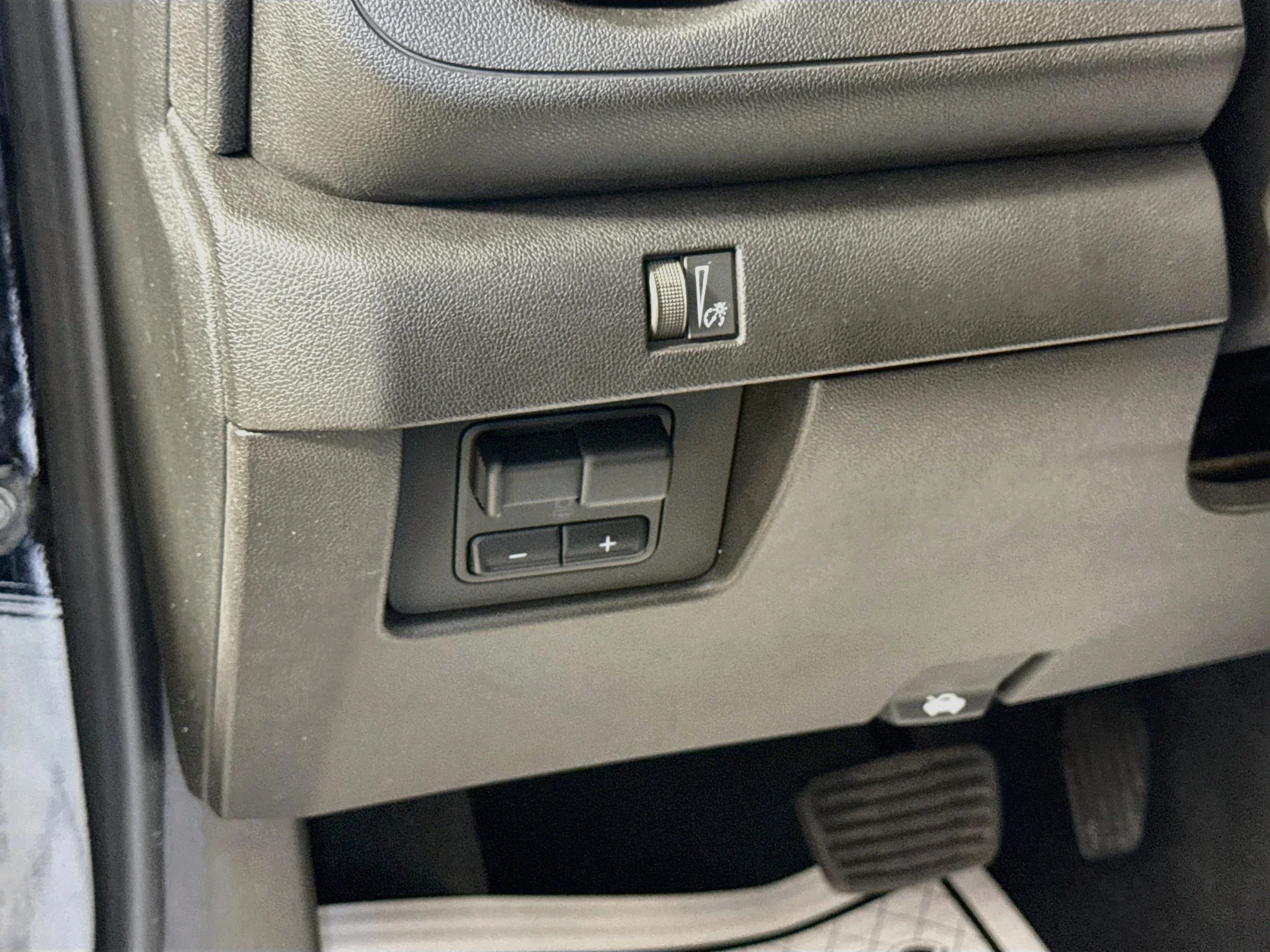 Used 2024 Black Chevrolet 4WD Trail Boss image 10