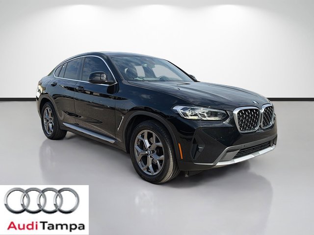 2022 BMW X4 xDrive30i