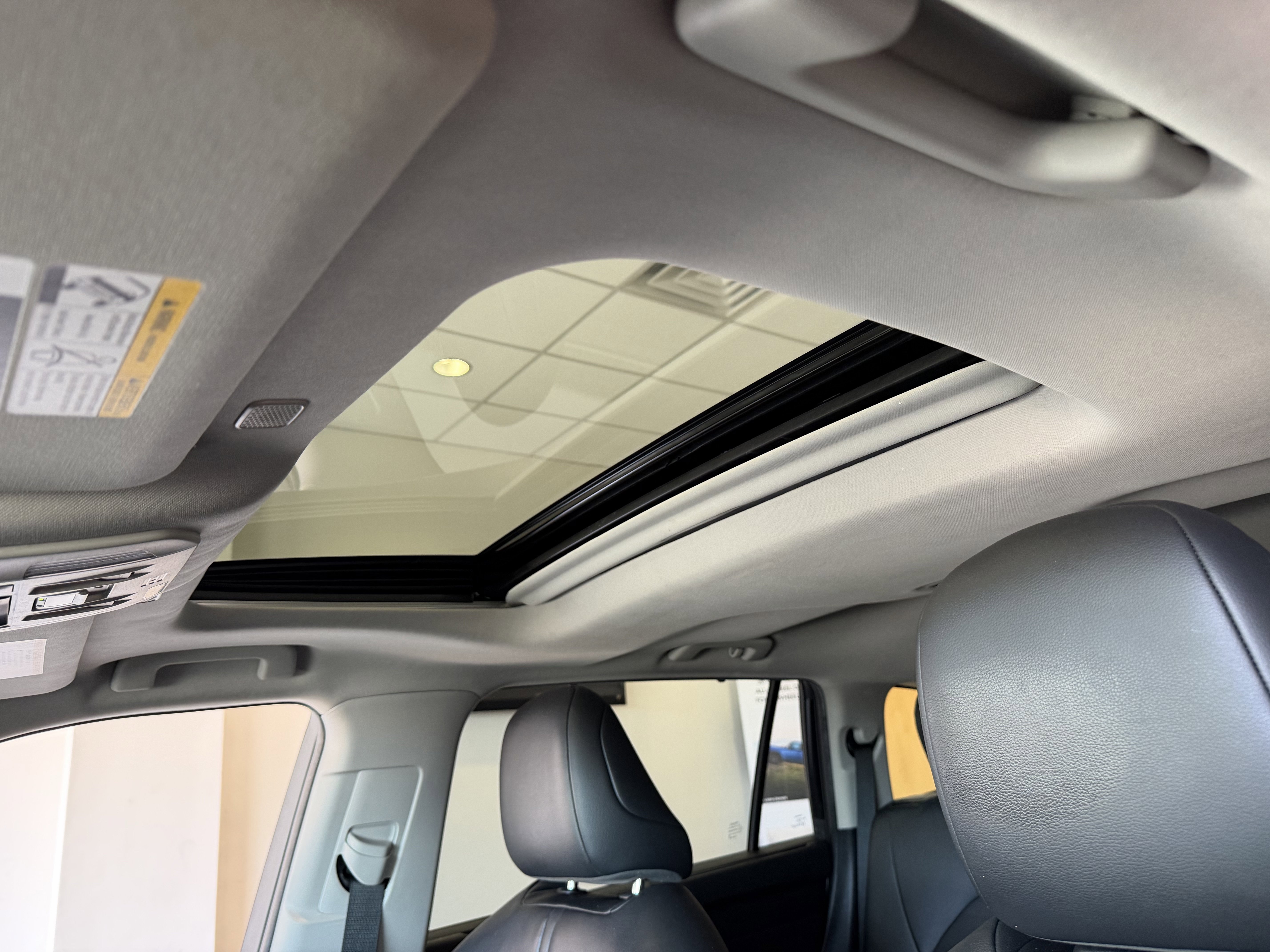 2023 Toyota Highlander XLE - Photo 27