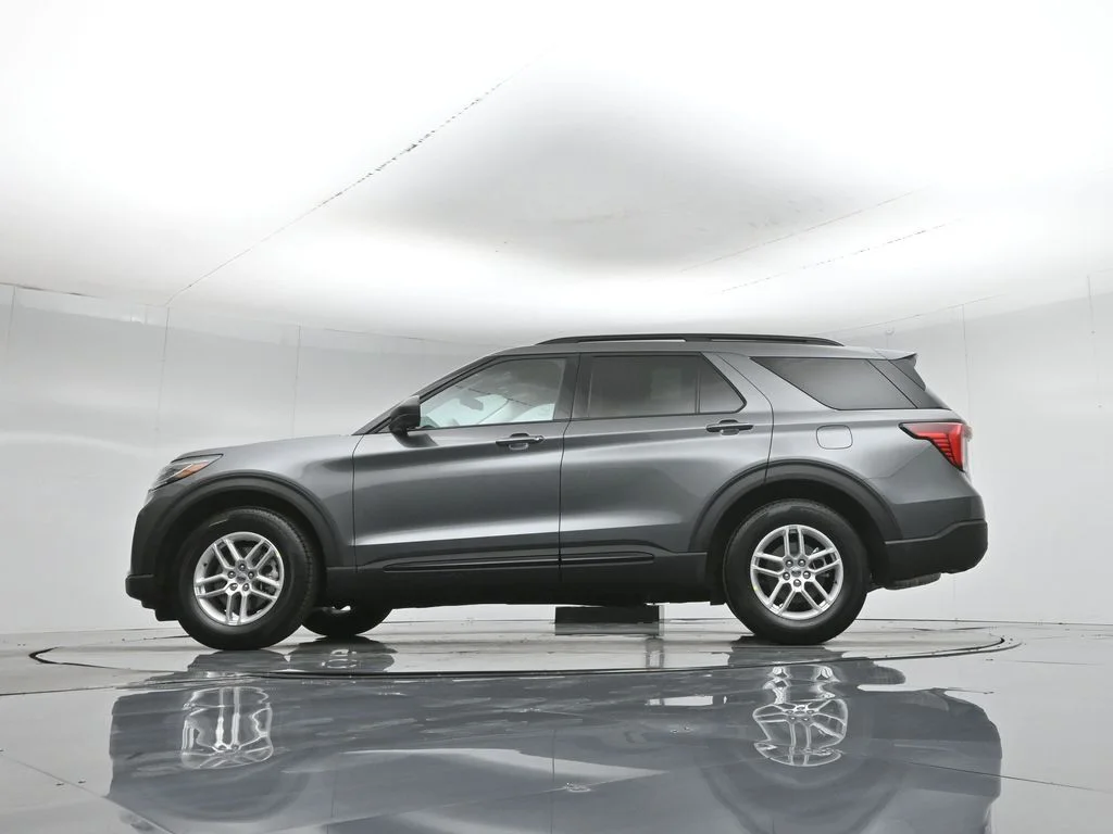 New 2026 Carbonized Gray Metallic Ford Active image 52