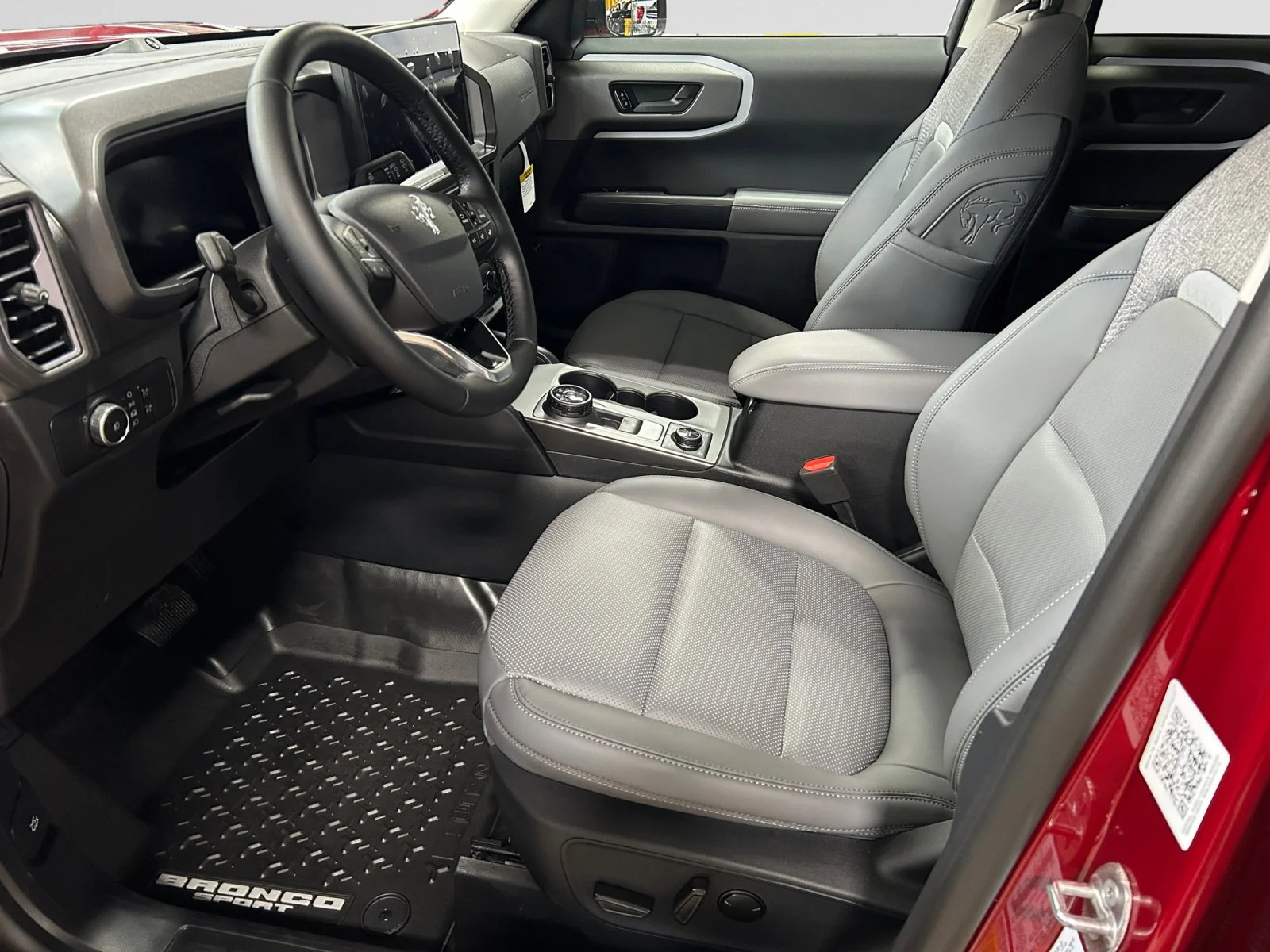 New 2026 Ruby Red Metallic Tinted Clearcoat Ford Badlands image 13
