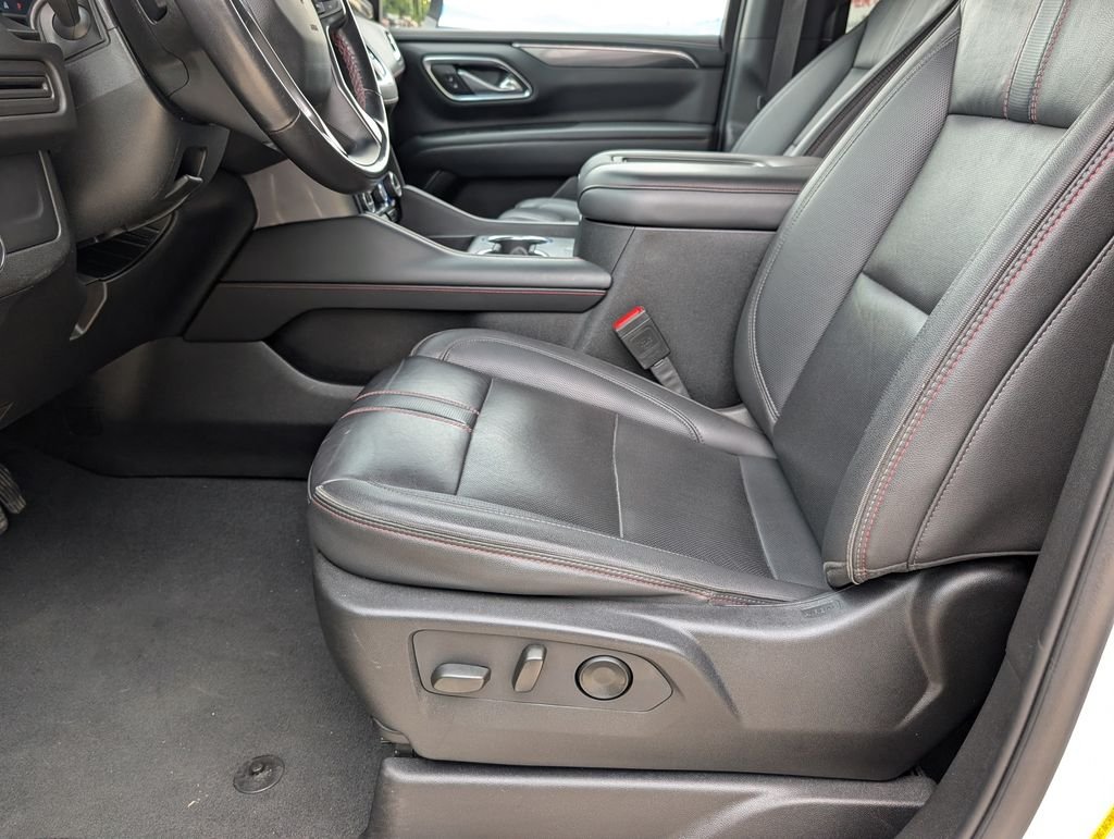 Used 2024 Summit White Chevrolet RST image 15