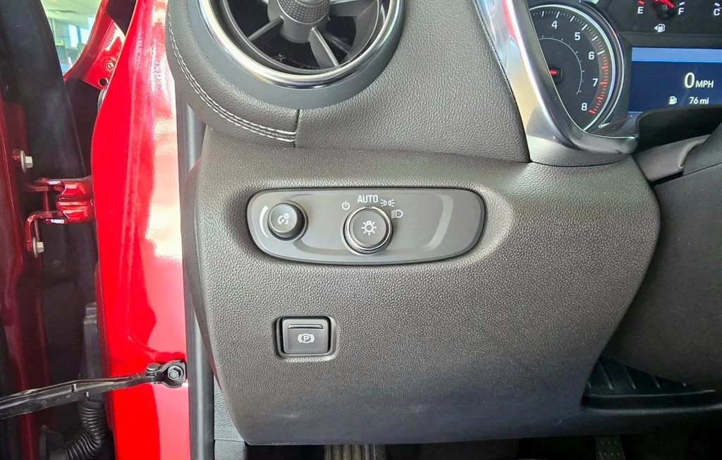2025 Chevrolet Blazer 2LT - Photo 24
