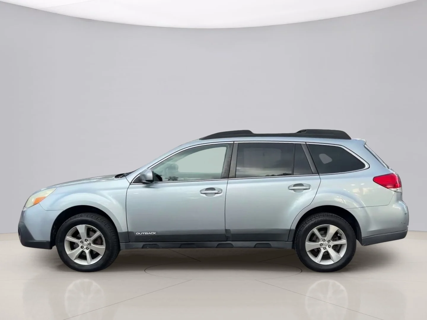 Used 2013 Blue Subaru 2.5I LIMIT image 2