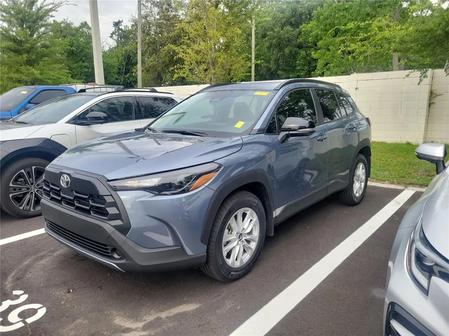 2026 Toyota Corolla Cross LE