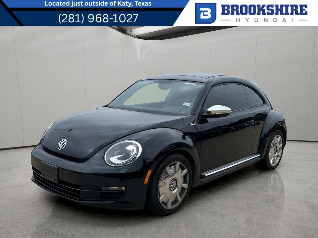 2013 Volkswagen Beetle 2.5L Auto Fender Edition's photo