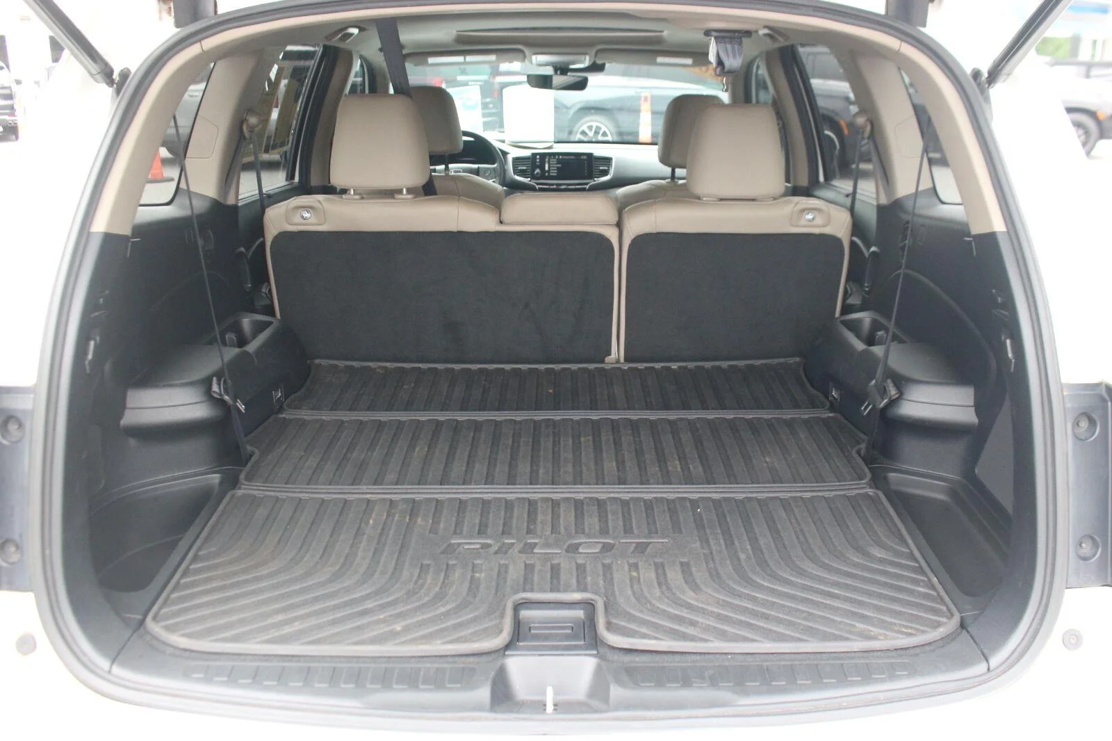 Used 2020 White Honda EX-L image 11