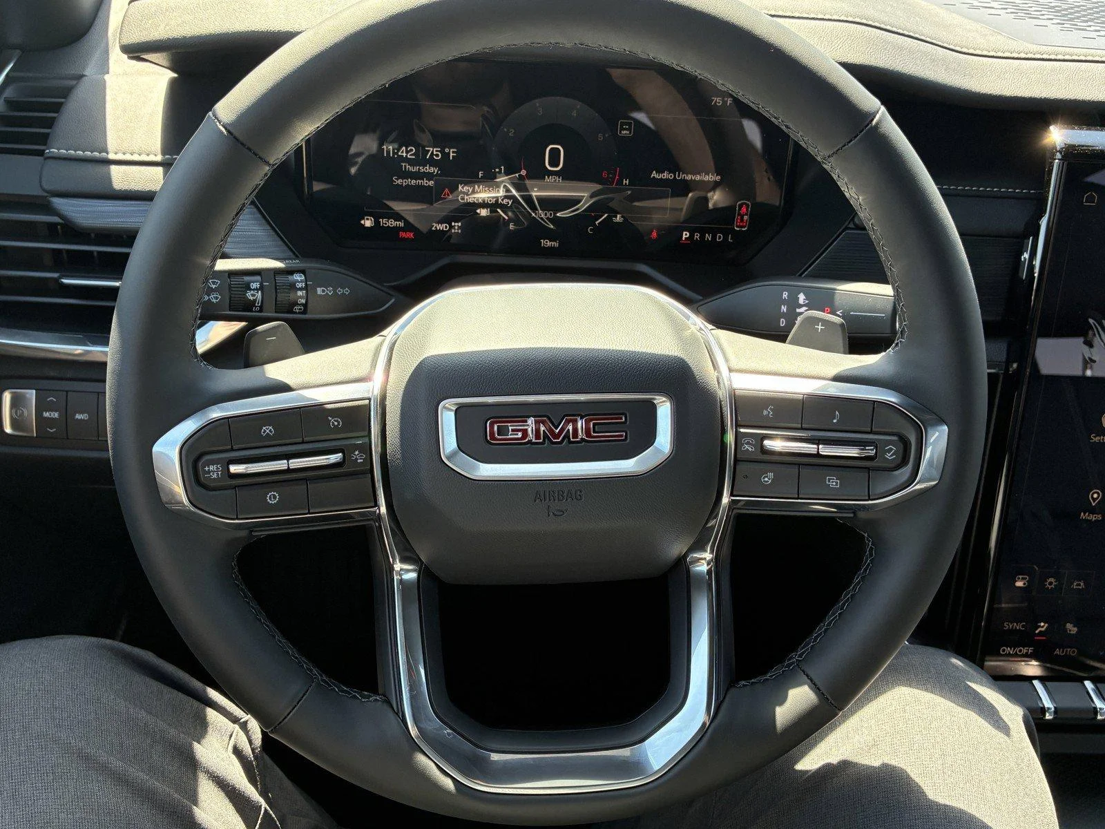 New 2026 Sterling Metallic GMC Elevation image 19