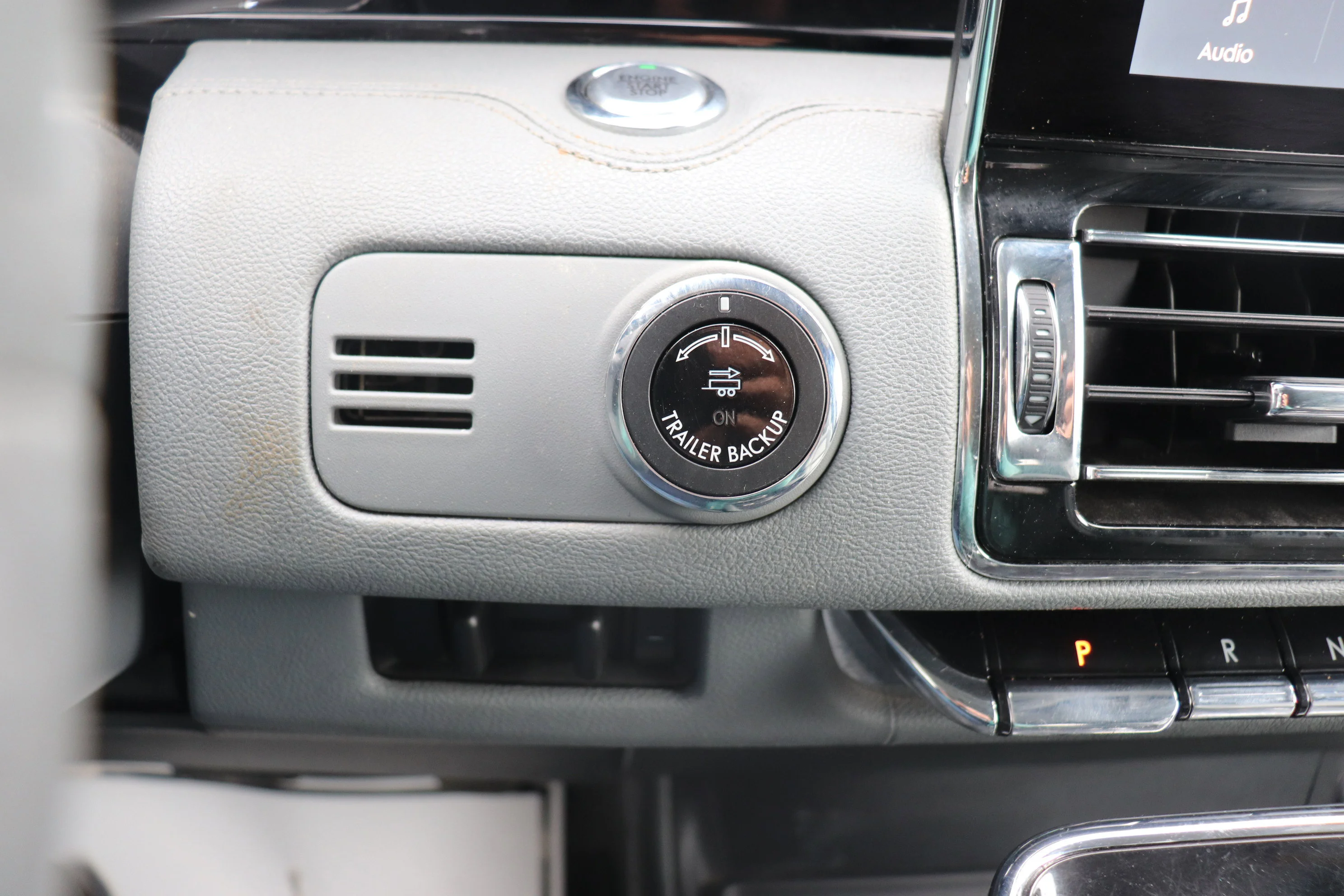 Certified Used 2021 Gray Lincoln Reserve image 15