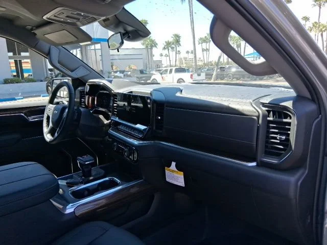 2026 Chevrolet Silverado 1500 LT - Photo 10