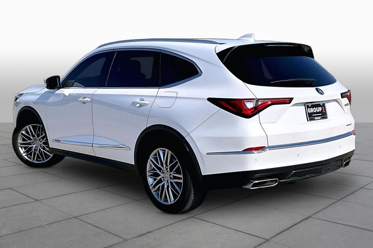 Used 2024 Platinum White Pearl Acura w/Advance Package image 12