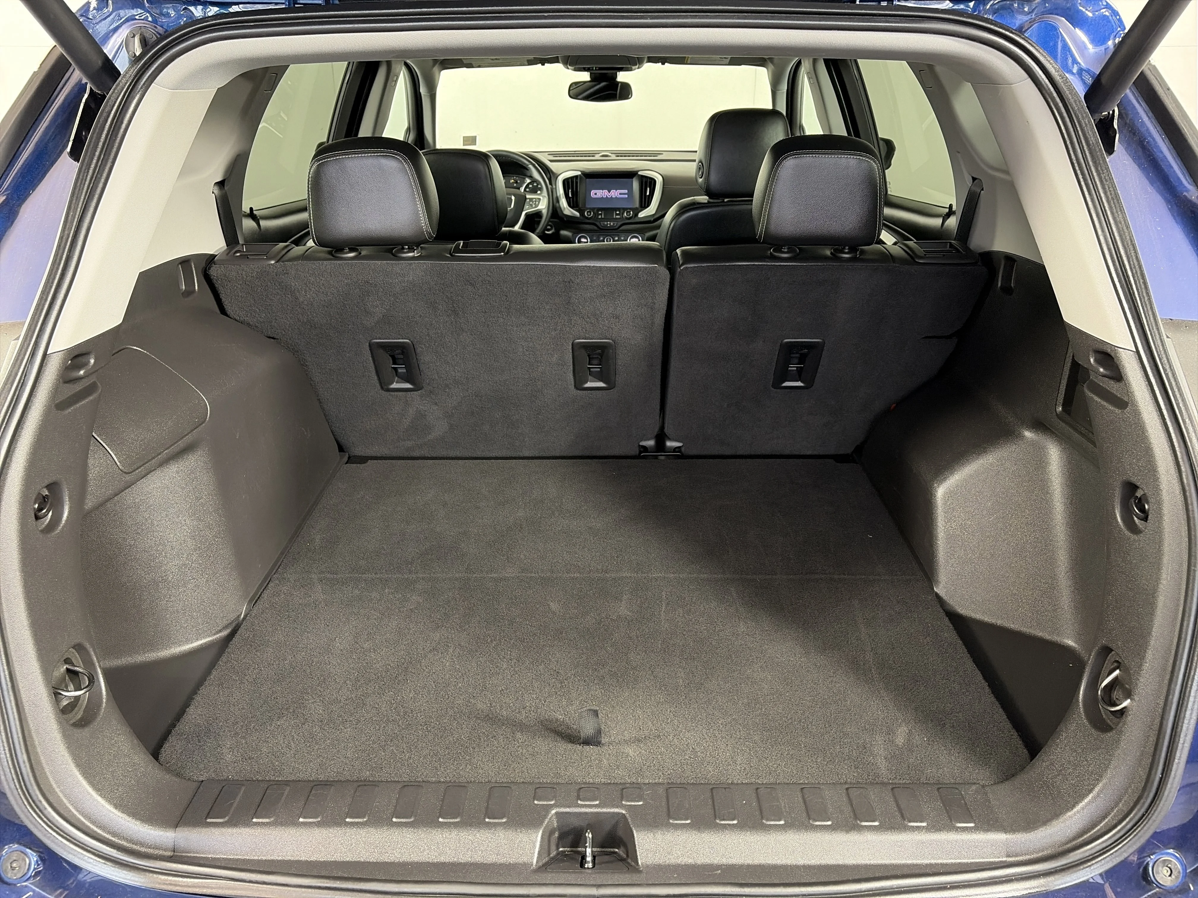 2023 GMC Terrain SLT - Photo 14