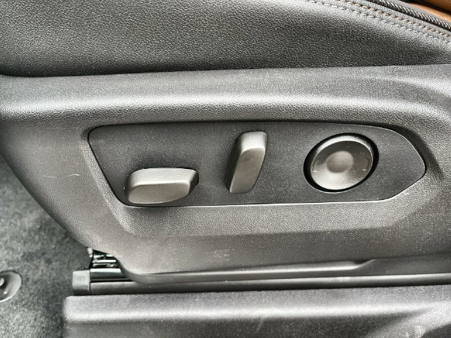 2026 Chevrolet Silverado 1500 photo 16 of 36