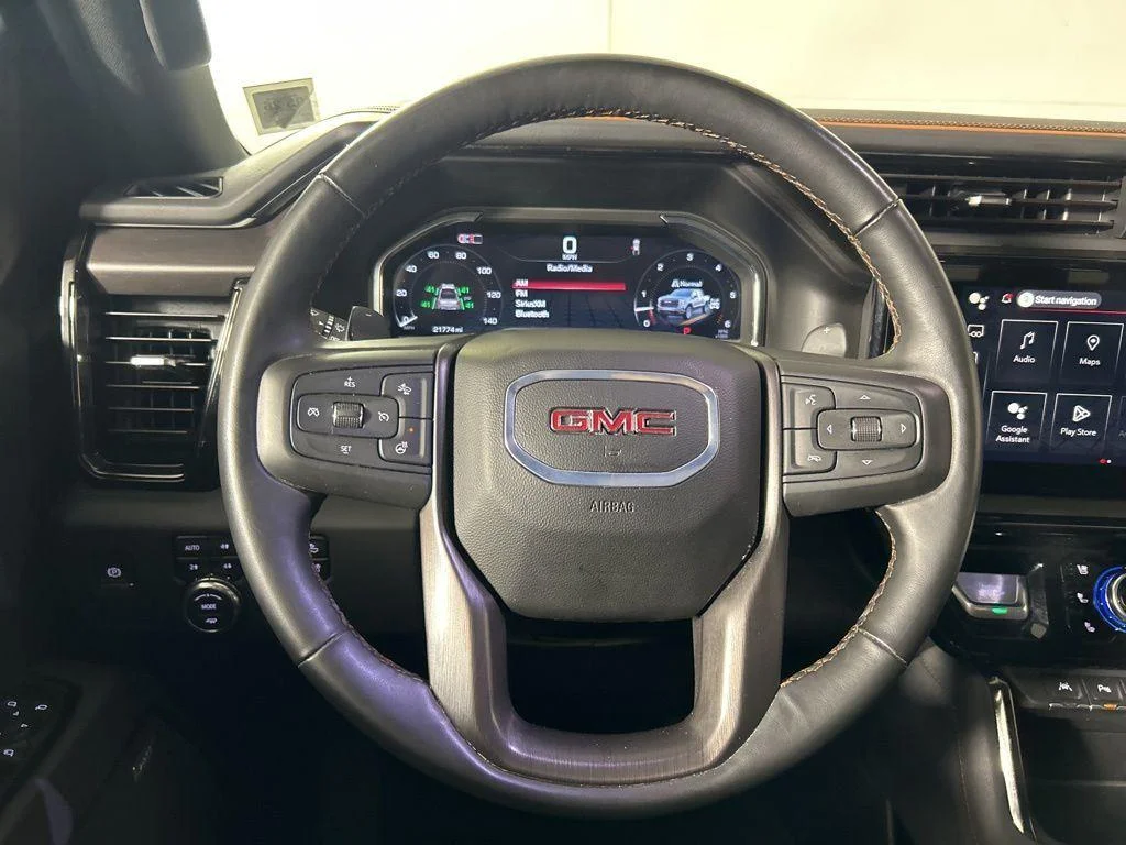Used 2025 Summit White GMC AT4 image 42