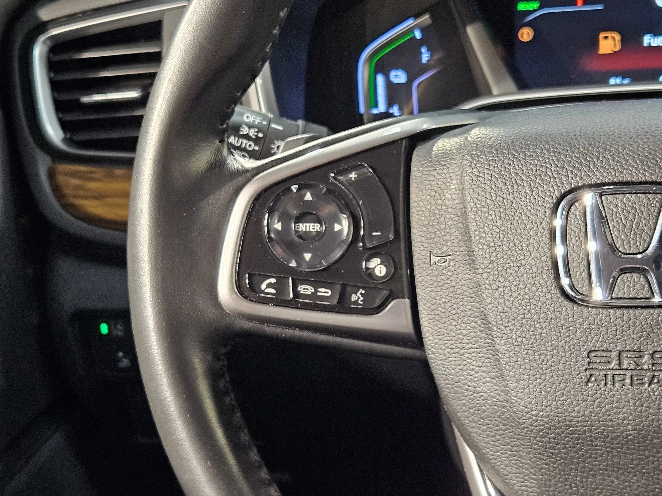 Used 2022 Platinum White Pearl Honda Touring image 28