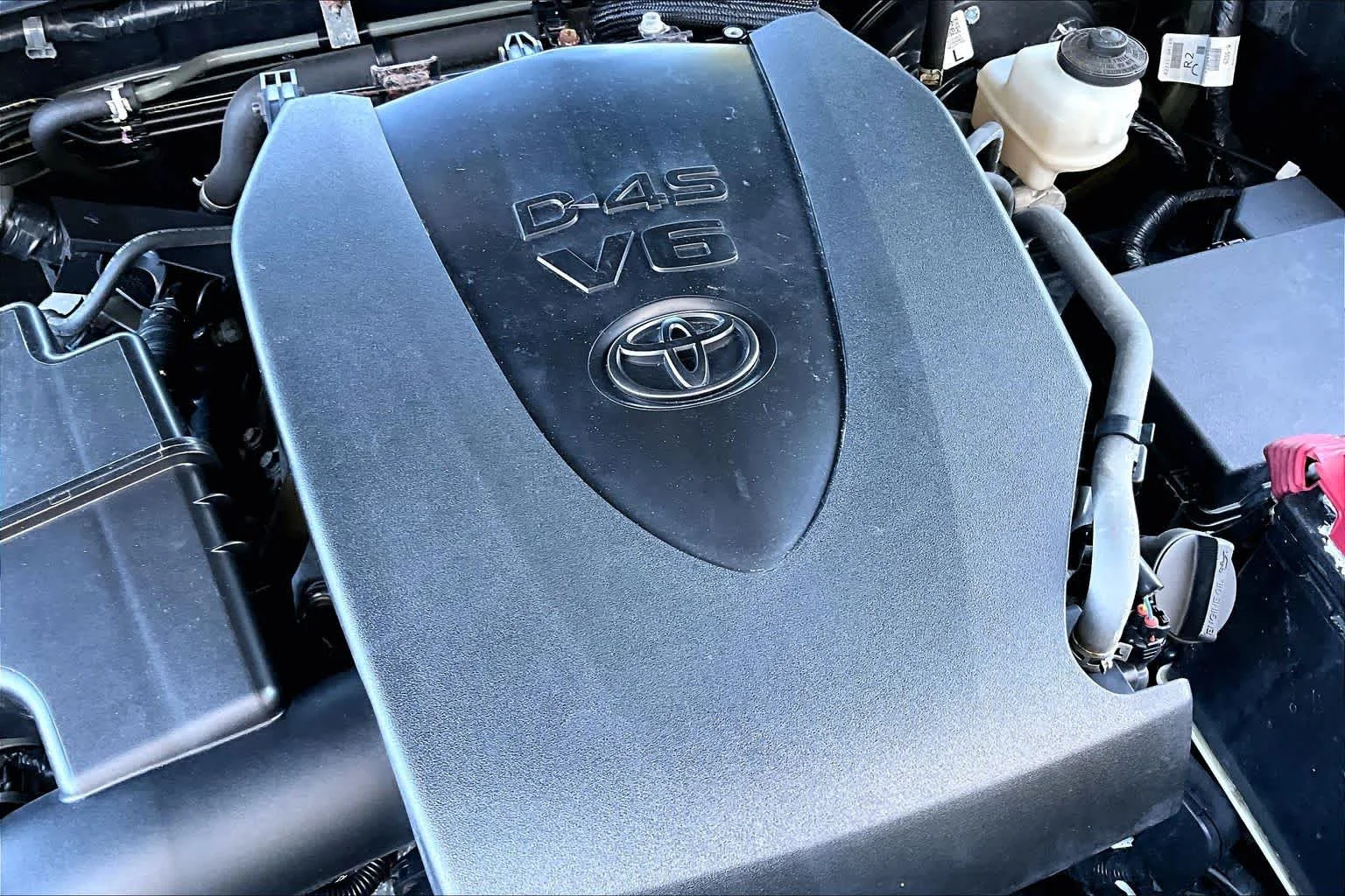 Used 2020 Magnetic Gray Metallic Toyota Limited image 31