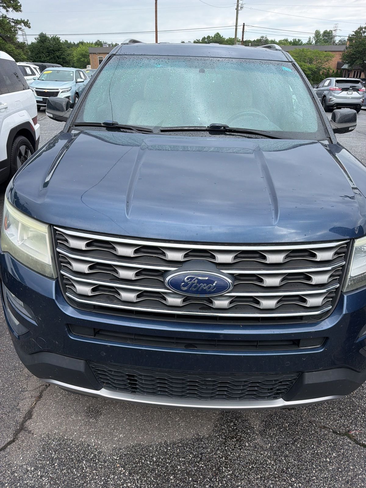 2017 Ford Explorer XLT 4WD's photo