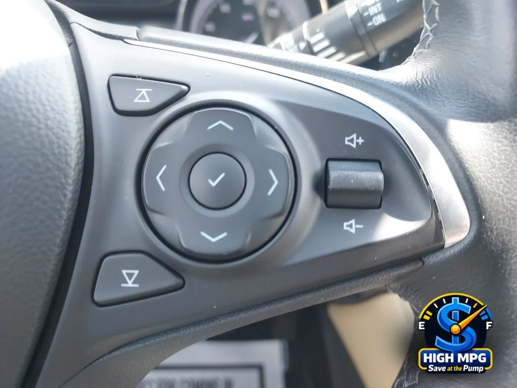 Used 2020 Gray Buick Essence image 22