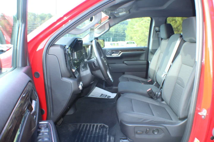 Certified Used 2024 Cardinal Red GMC Elevation image 14
