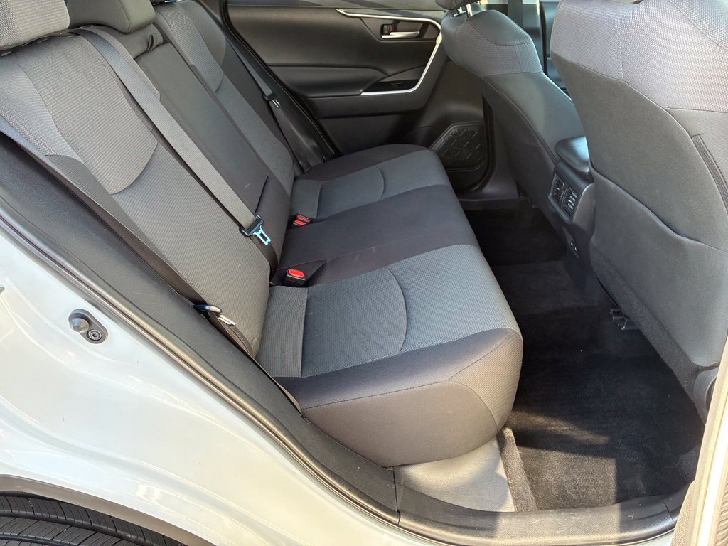 Used 2025 White Toyota XLE image 17