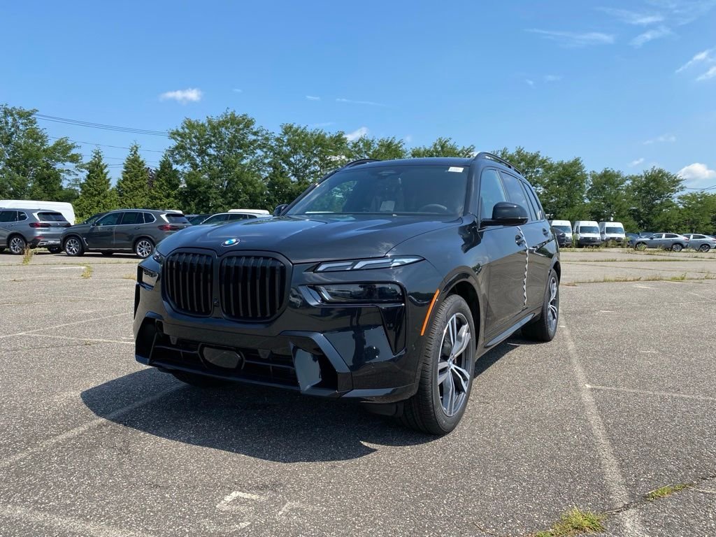 2027 BMW X7