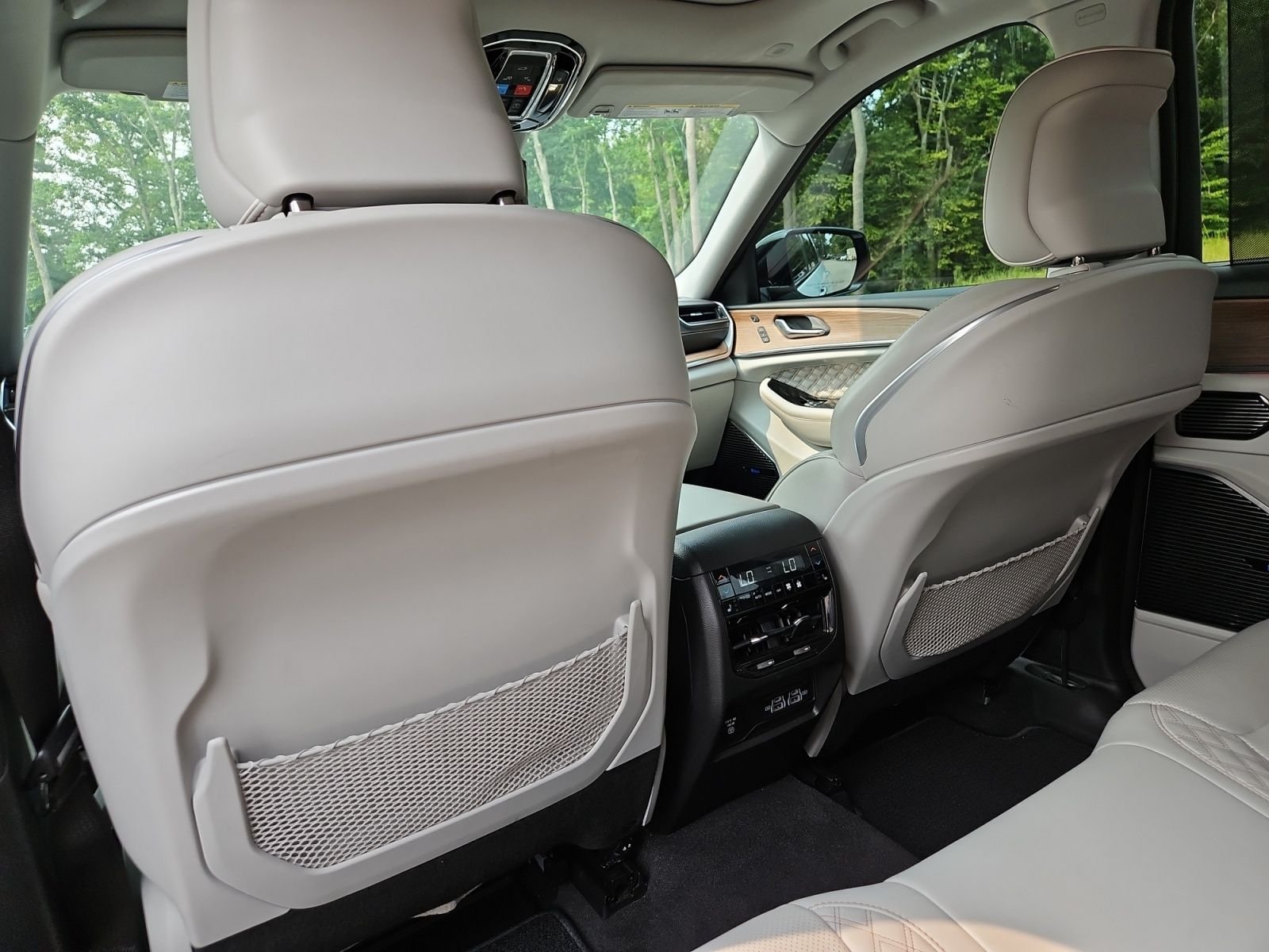 Used 2022 White Jeep Summit image 20