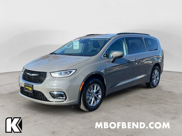 Used 2023 White Chrysler Touring L image 1