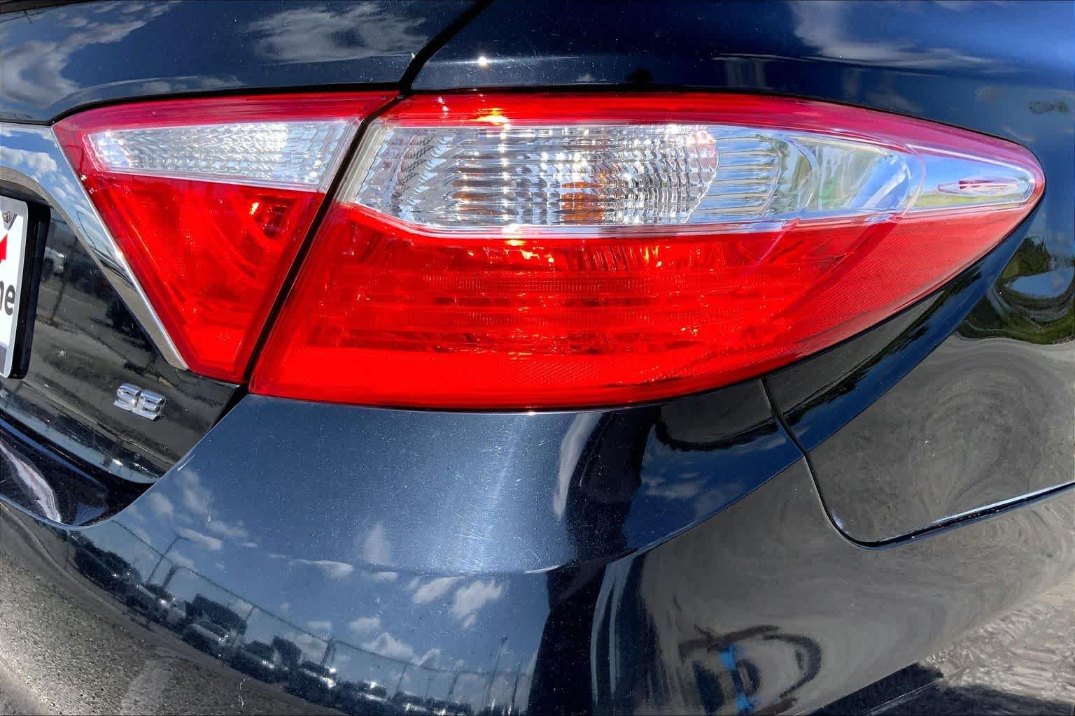 New 2017 Midnight Black Metallic Toyota SE image 30