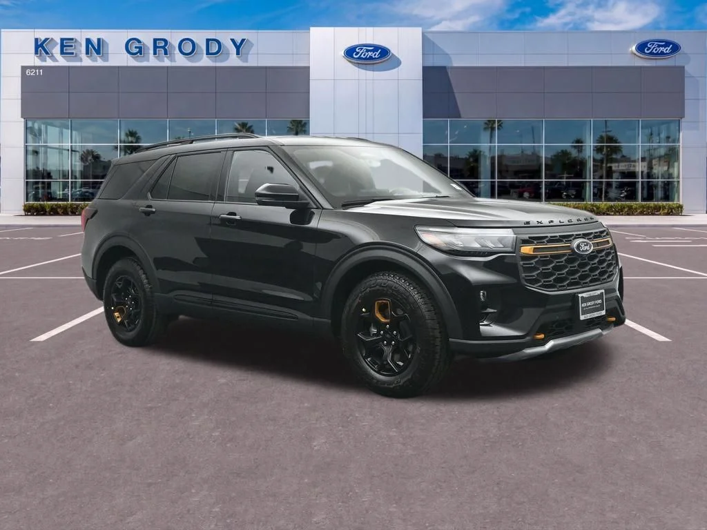 New 2026 Agate Black Metallic Ford Tremor image 1