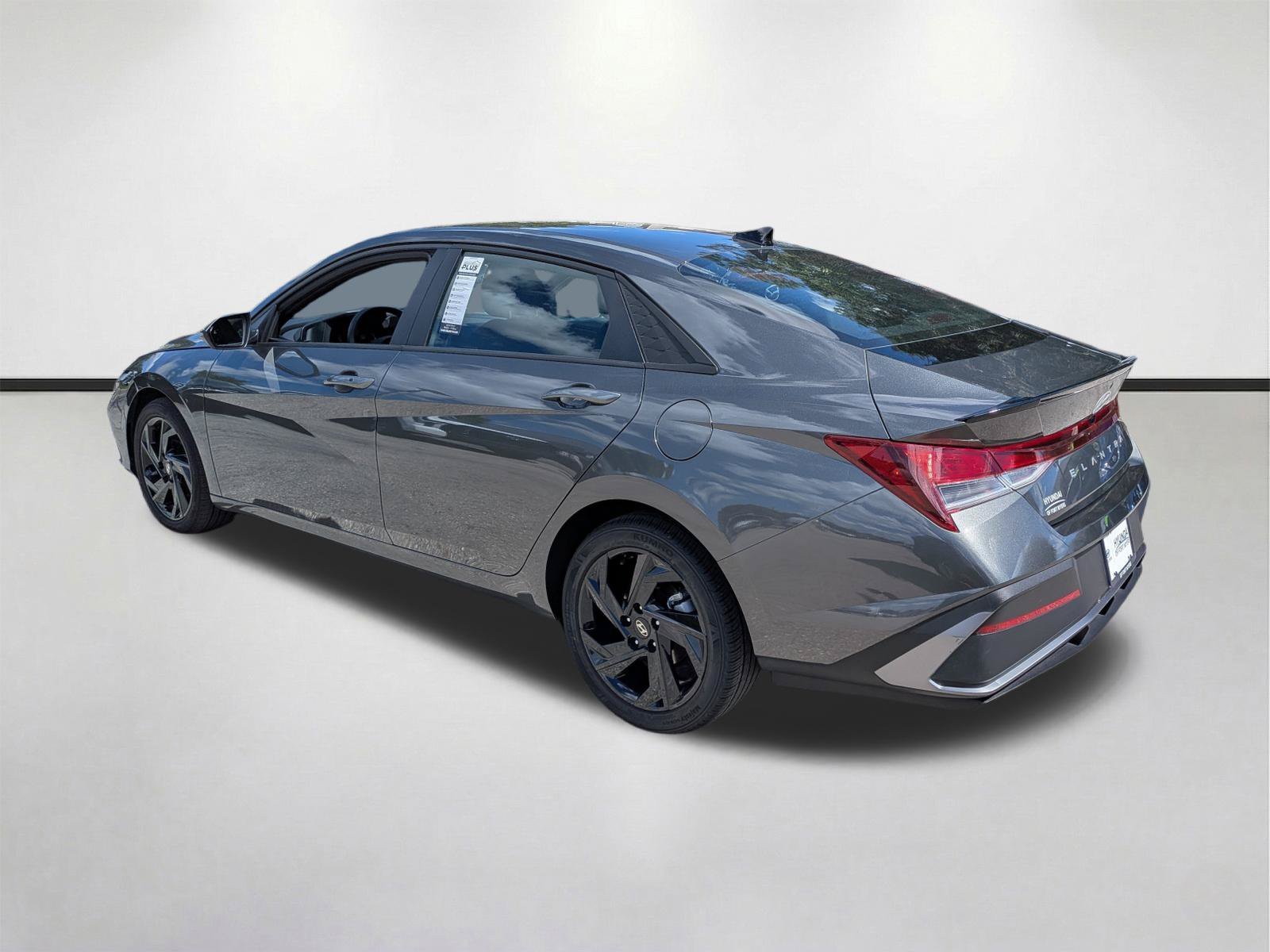 Certified Used 2026 Amazon Gray Hyundai SEL Sport image 6
