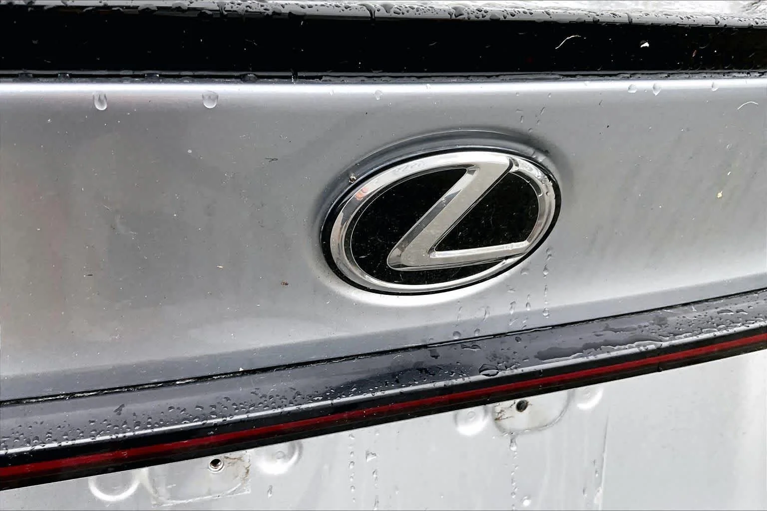 Certified Used 2024 Iridium Lexus F SPORT image 31