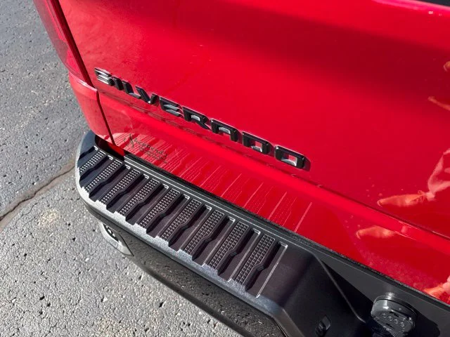 Used 2021 Red Chevrolet LT Trail Boss image 19