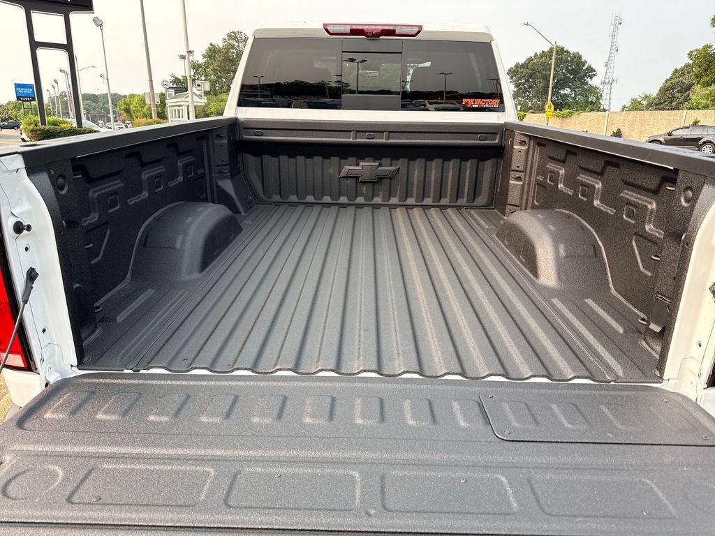 2026 Chevrolet Silverado 2500 HD LTZ - Photo 6
