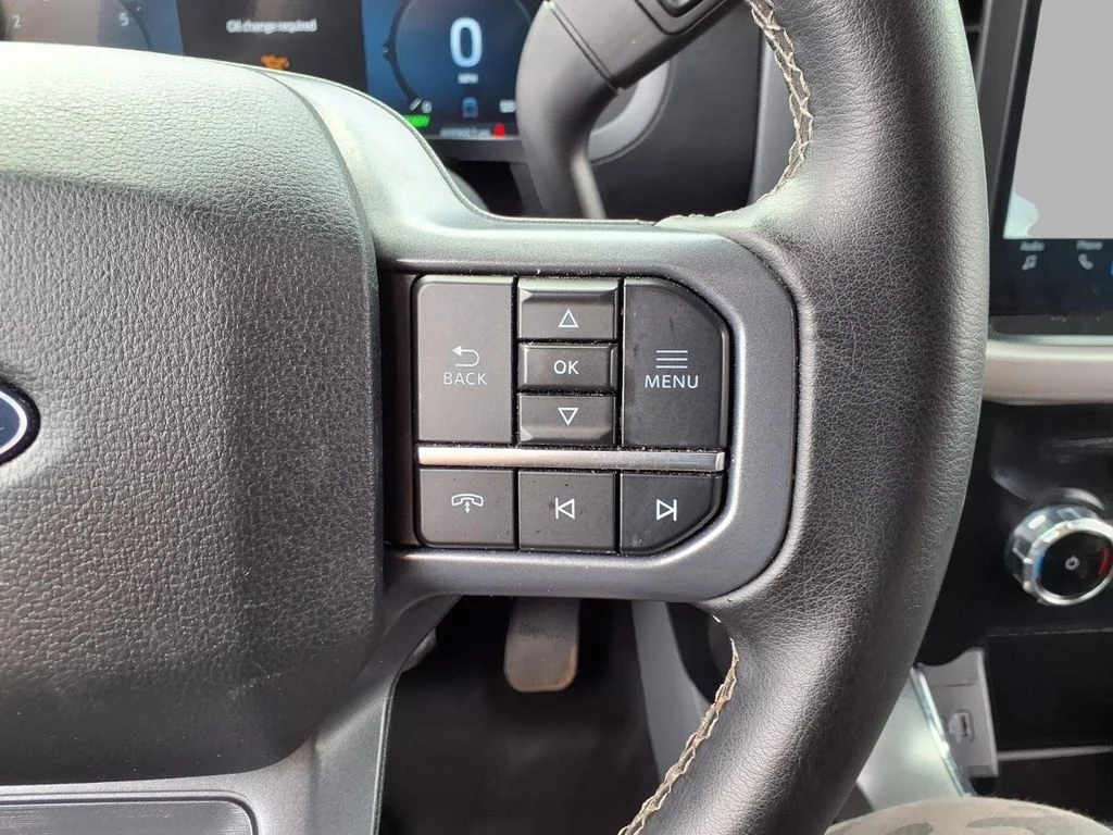 Used 2024 Gray Ford XLT image 15