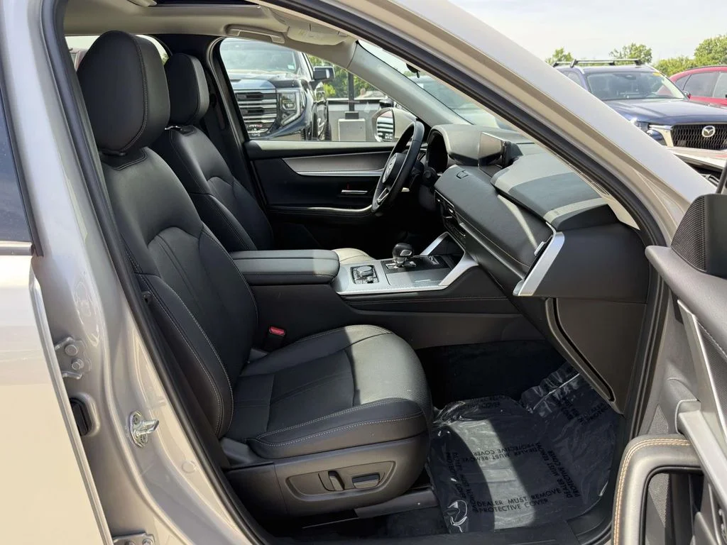 Used 2024 Silver Mazda Preferred image 16
